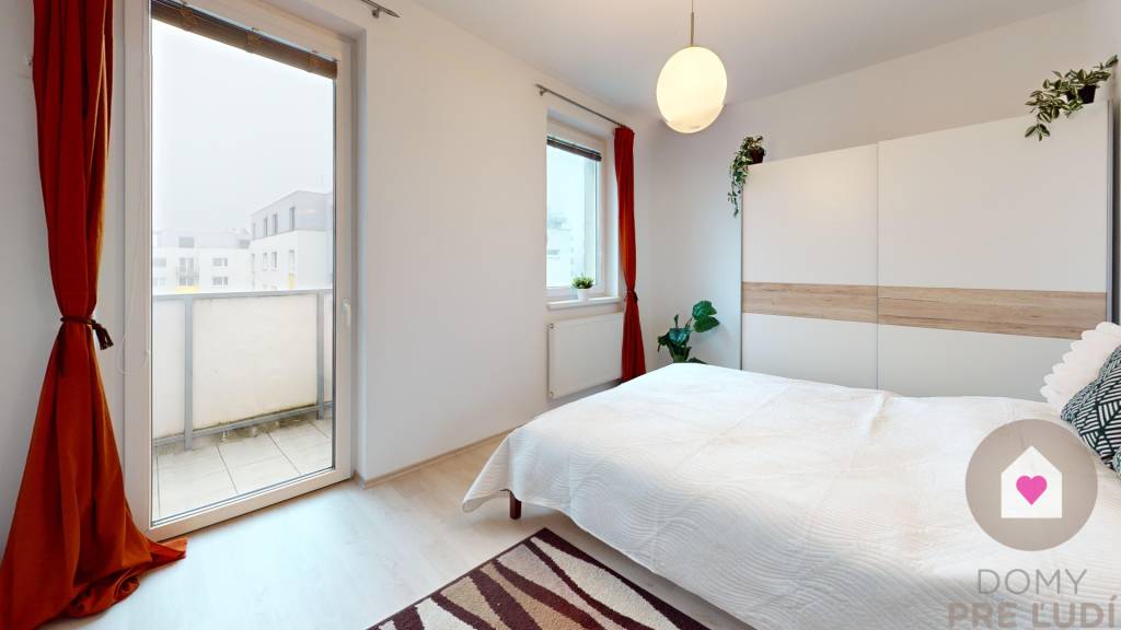 BA/IV-Prenájom zariadeného 2i bytu s balkónom a parkingom v - 8