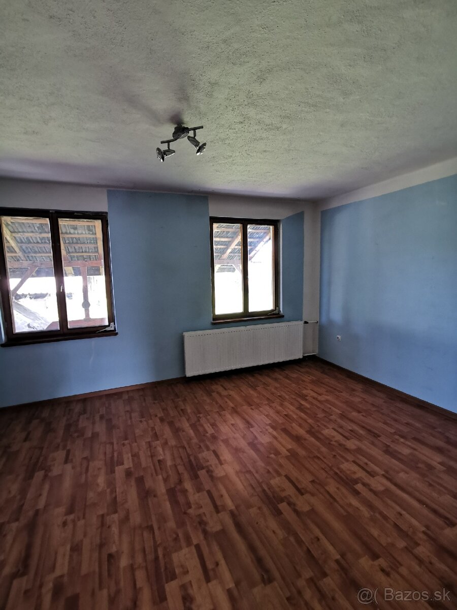 Veľkorysý dom Hosťovce - 8