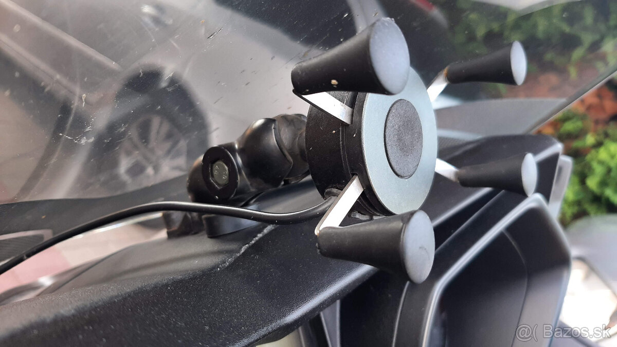 Yamaha X Max 400 - 8