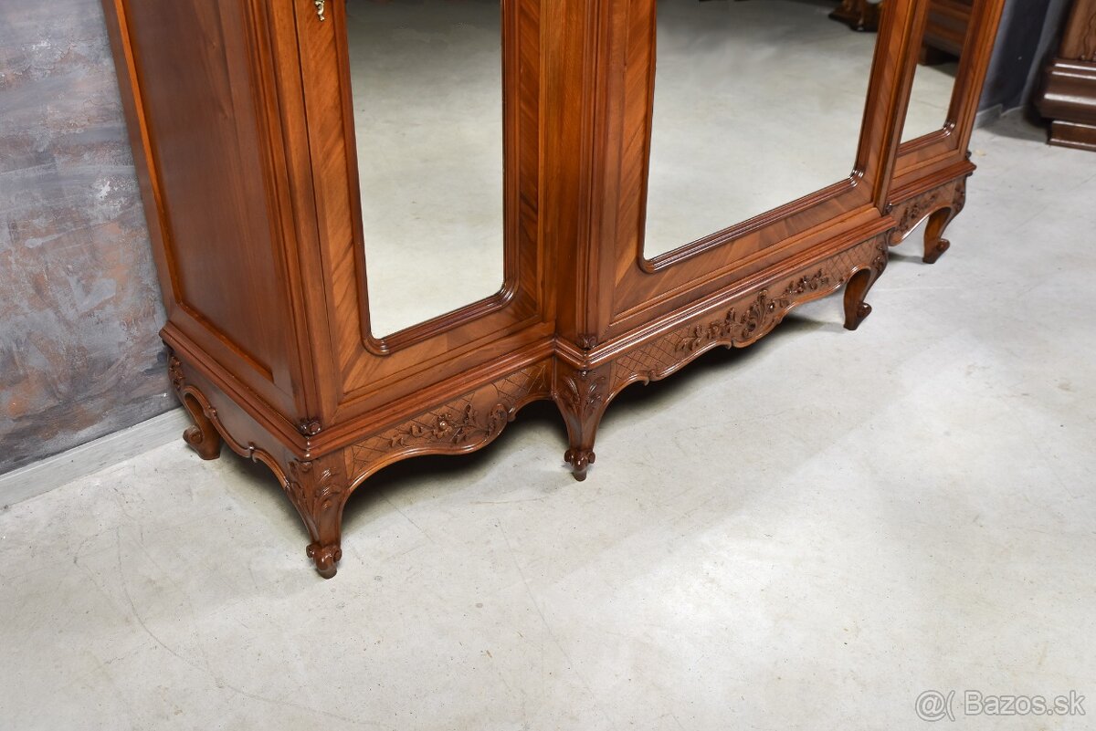 STAROŽITNÁ SKRIŇA - 8