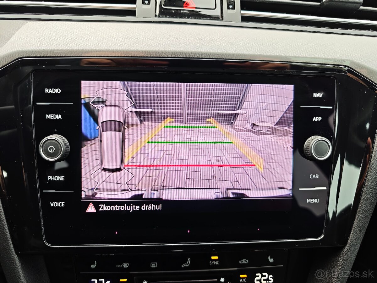 VW Passat Variant DSG MATRIX - 8