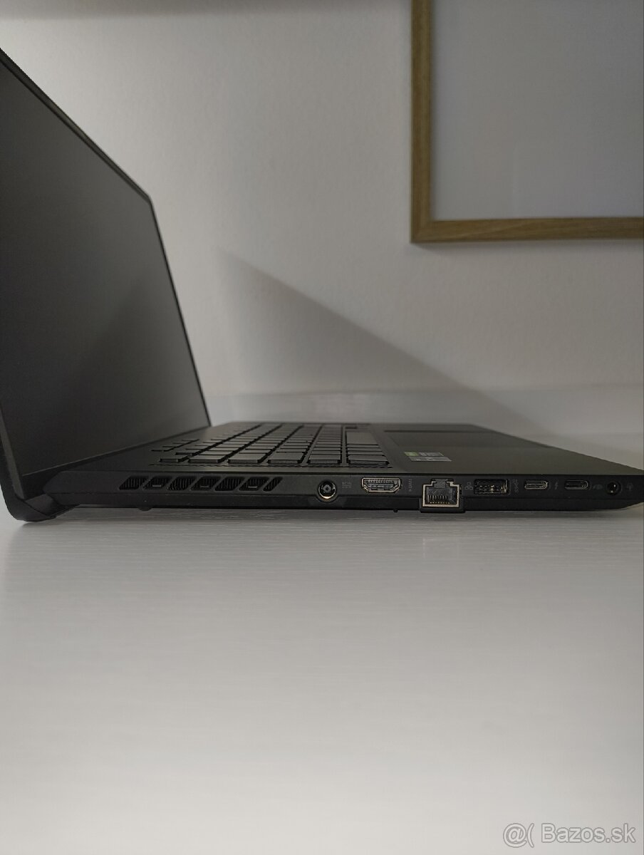 Asus ROG Zephyrus M16 | 32GB RAM | 1TB SSD - 8
