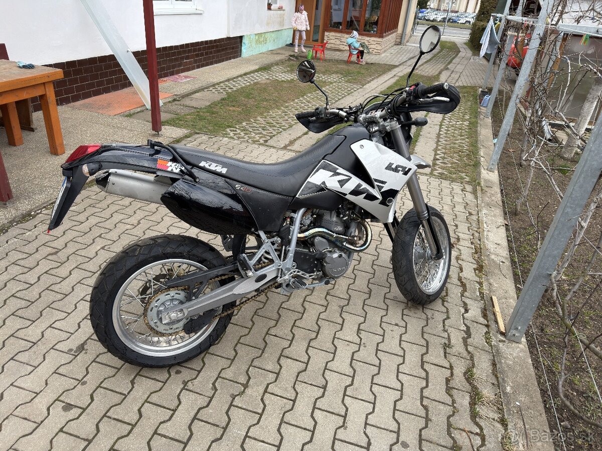 KTM LC4 640 SUPERMOTO 9.2003 - 8