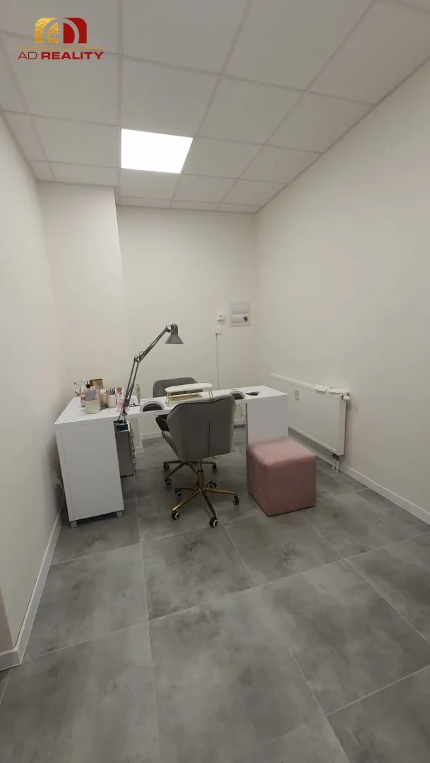 AD REALITY - NA PRENÁJOM - Obchodné priestory na Okružnej ul - 8