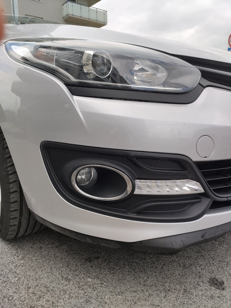 Predám Renault Megane 1.6 16V 110 Limited Edition - 8