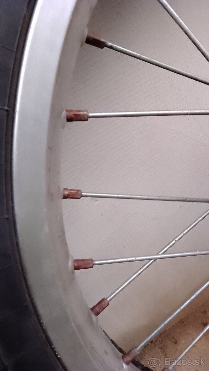 Honda NX650 Dominator - 8