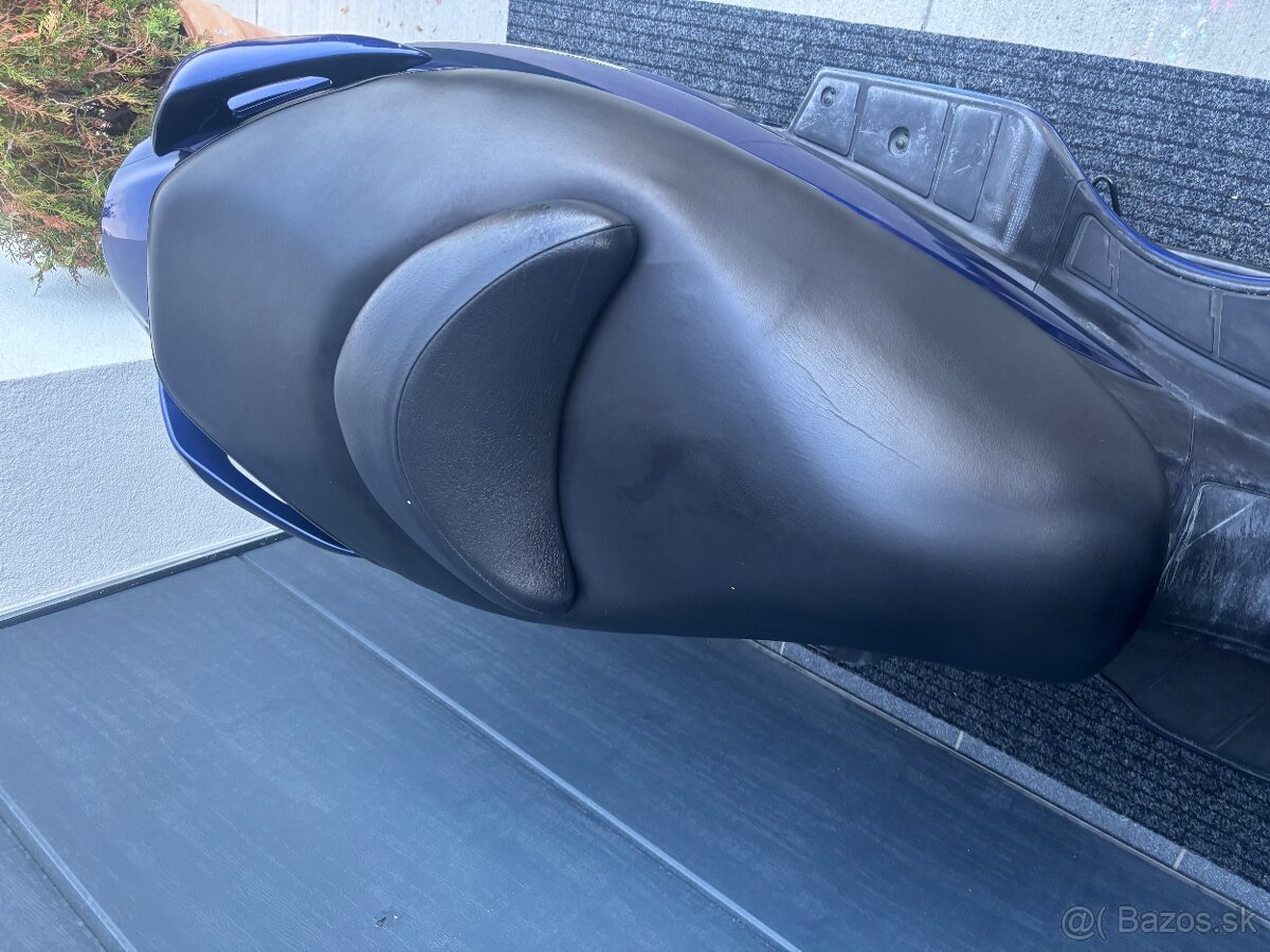 Suzuki Burgman 200 - 8