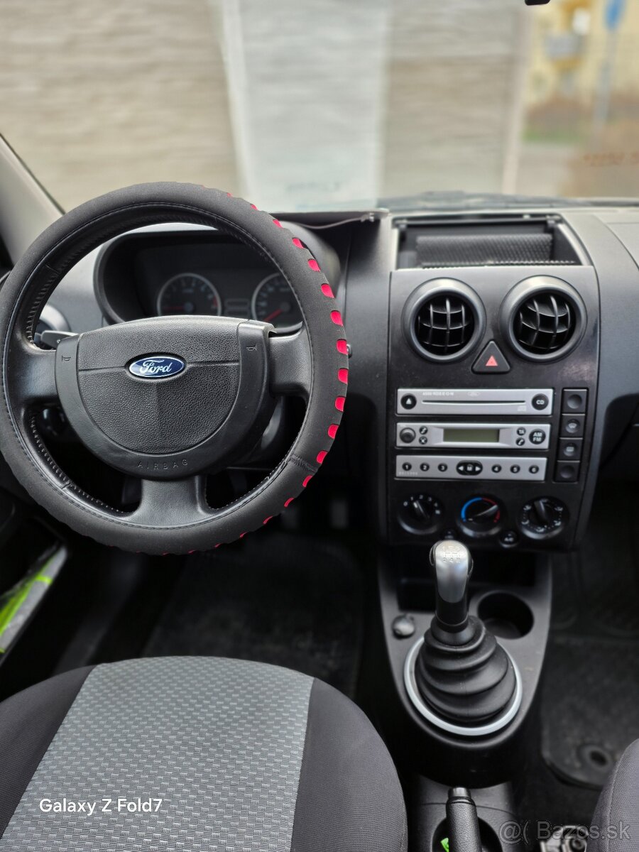 FORD Fusion 1.4 - benzín - 8