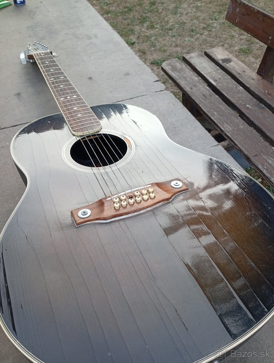 Za kartón piva Corgoň "Darujem" gitara - 8