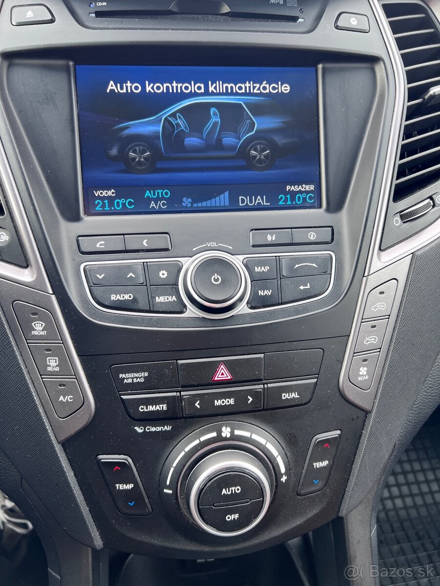 Hyundai Grand Santa Fe - 8