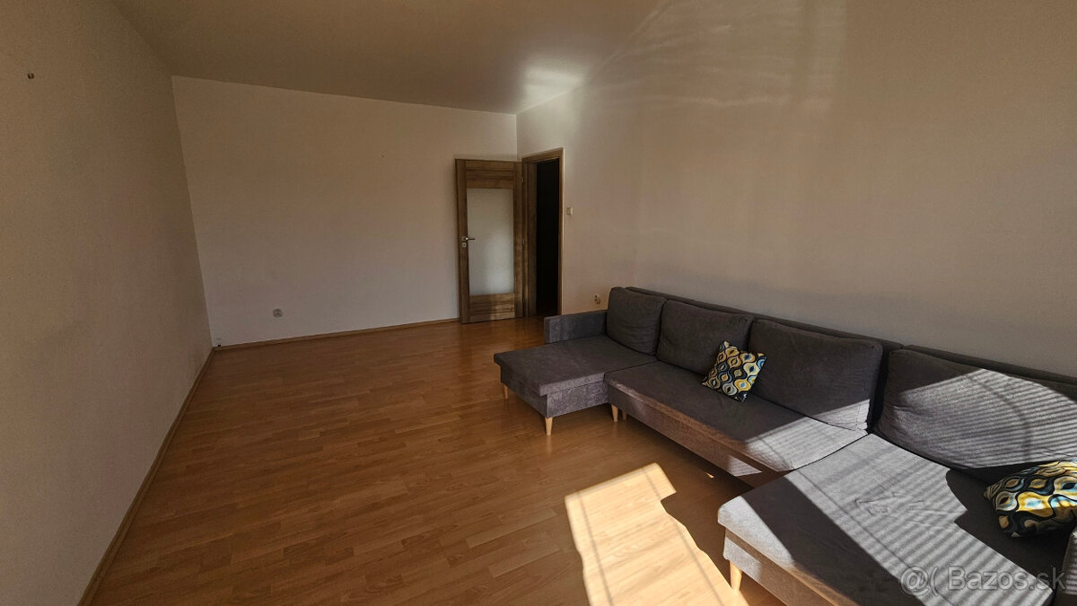 Prenájom 2-izb.bytu v Skalici - Vajanského ul. - 8