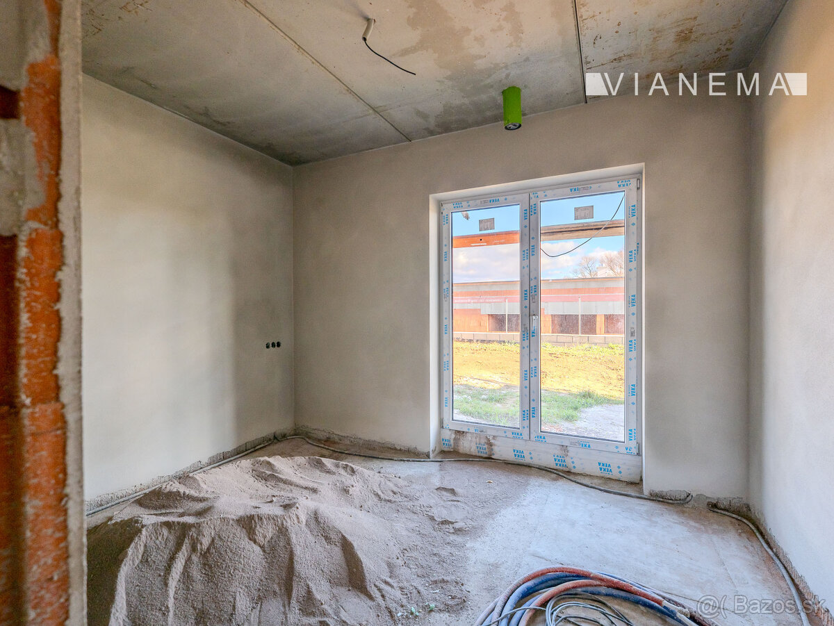 IBA U NÁS Na predaj 4i rodinný dom, Dvorec, 572m2, BNB - 8