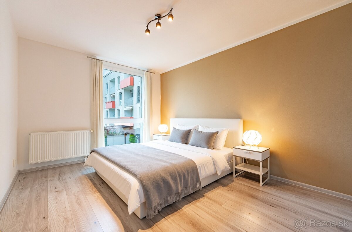 Na prenájom | 3 izbový byt s loggiou - Silvánová ul. - 8