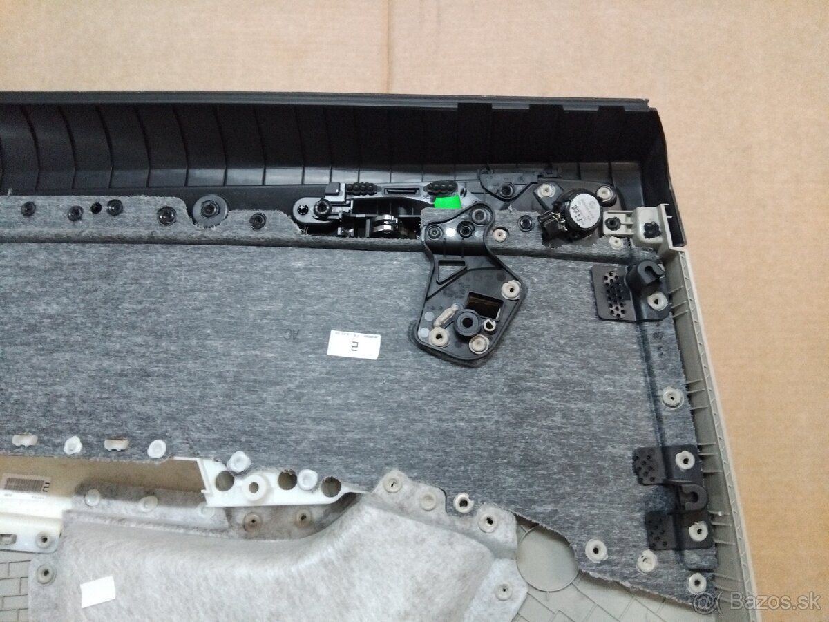 tapacír dverí Octavia 3 sedan - 8