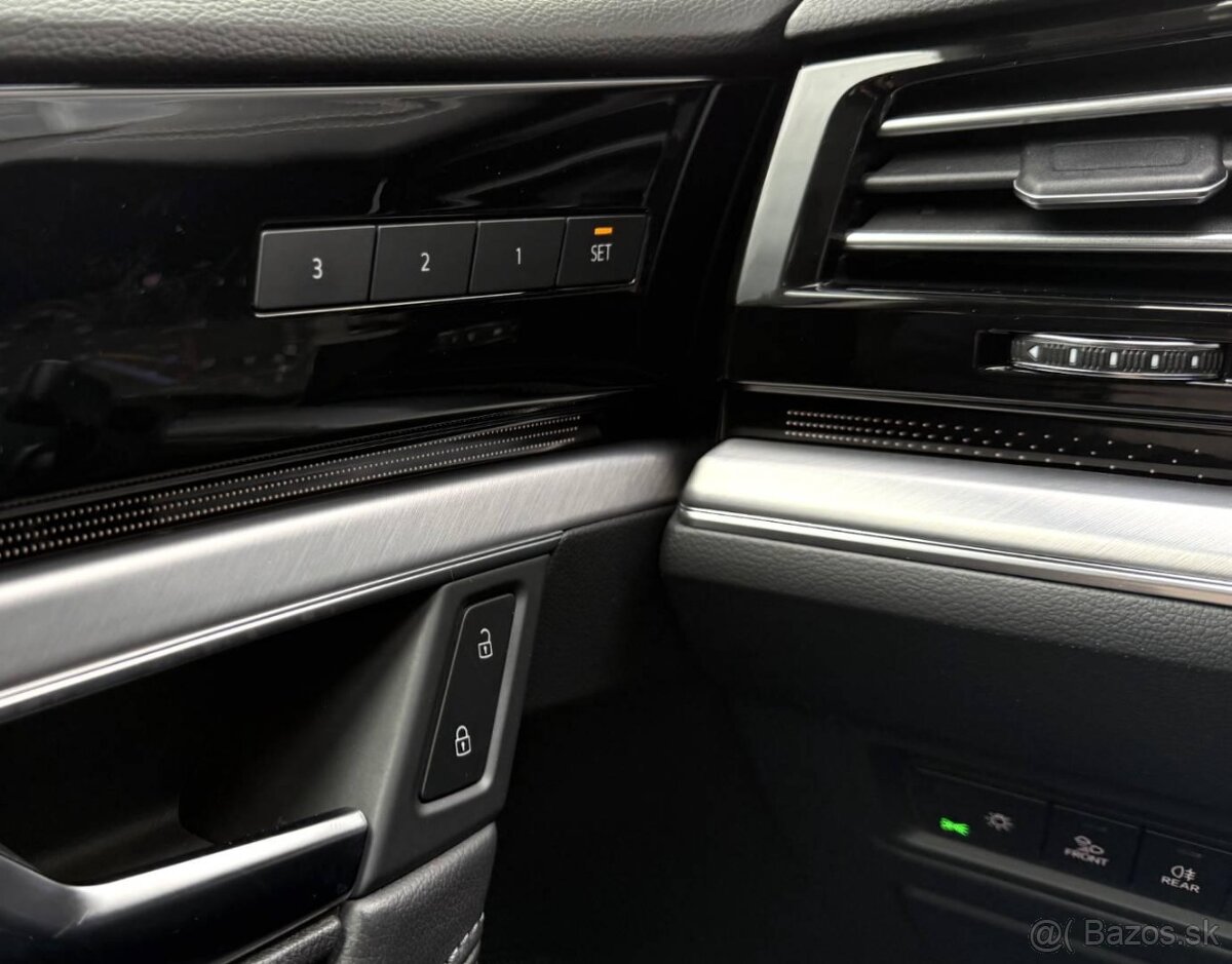 Volkswagen Touareg 3.0TDI V6 4Motion ELEGANCE - 8