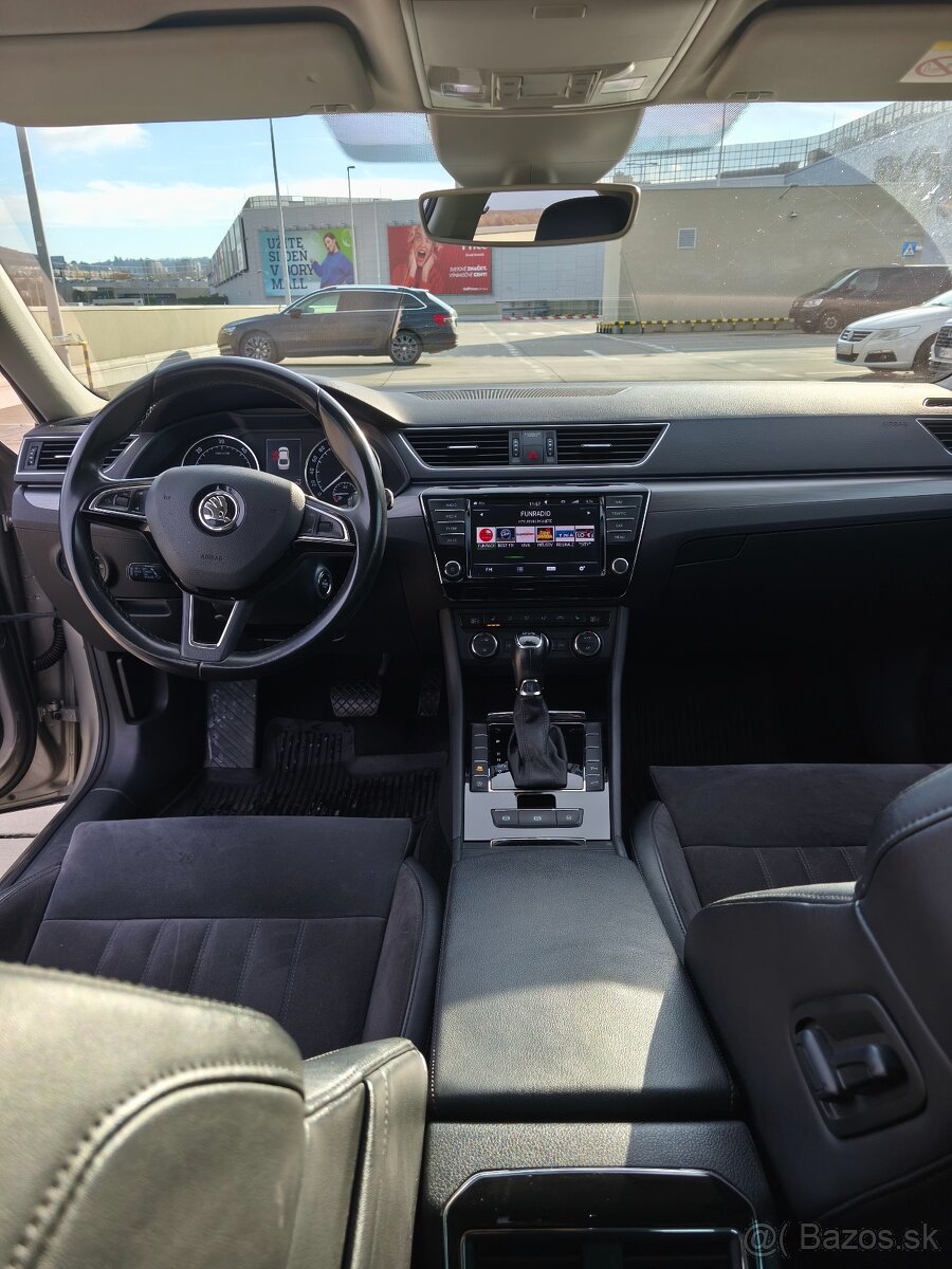 Škoda Superb 2.0 TDI Style DSG - 8