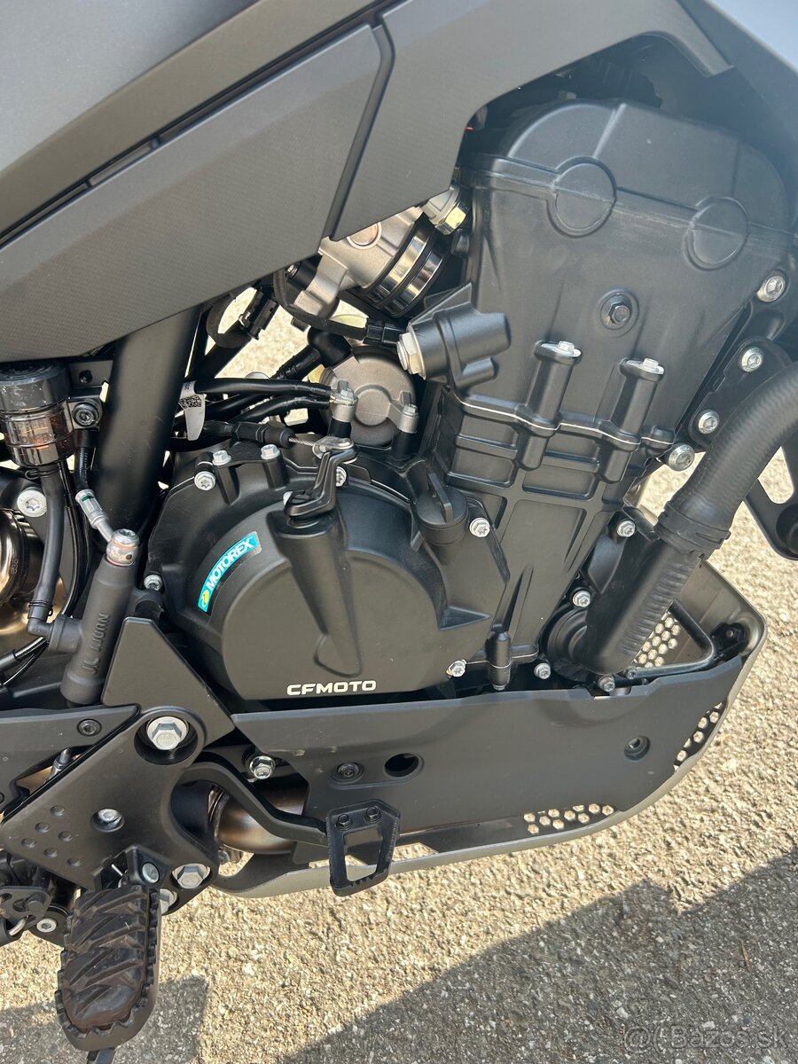 CFMOTO 800MT Explore - 8