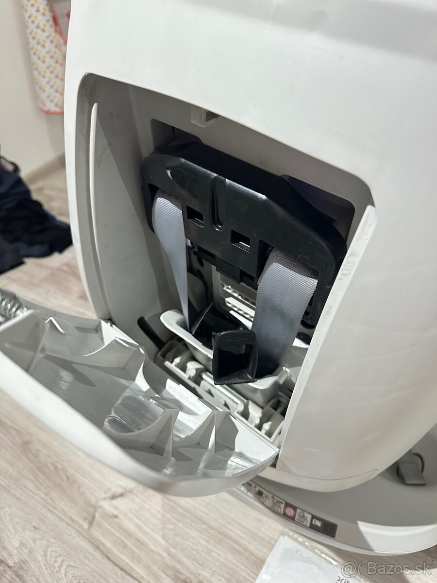 Autosedačka Britax Romer - 8