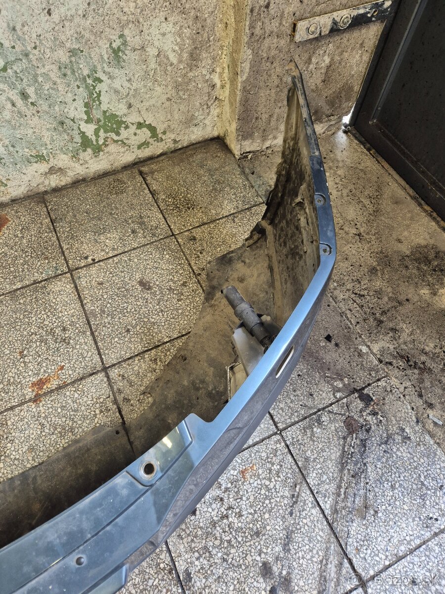 Predám predný nárazník na Škoda Octavia II 2 predfacelift - 8