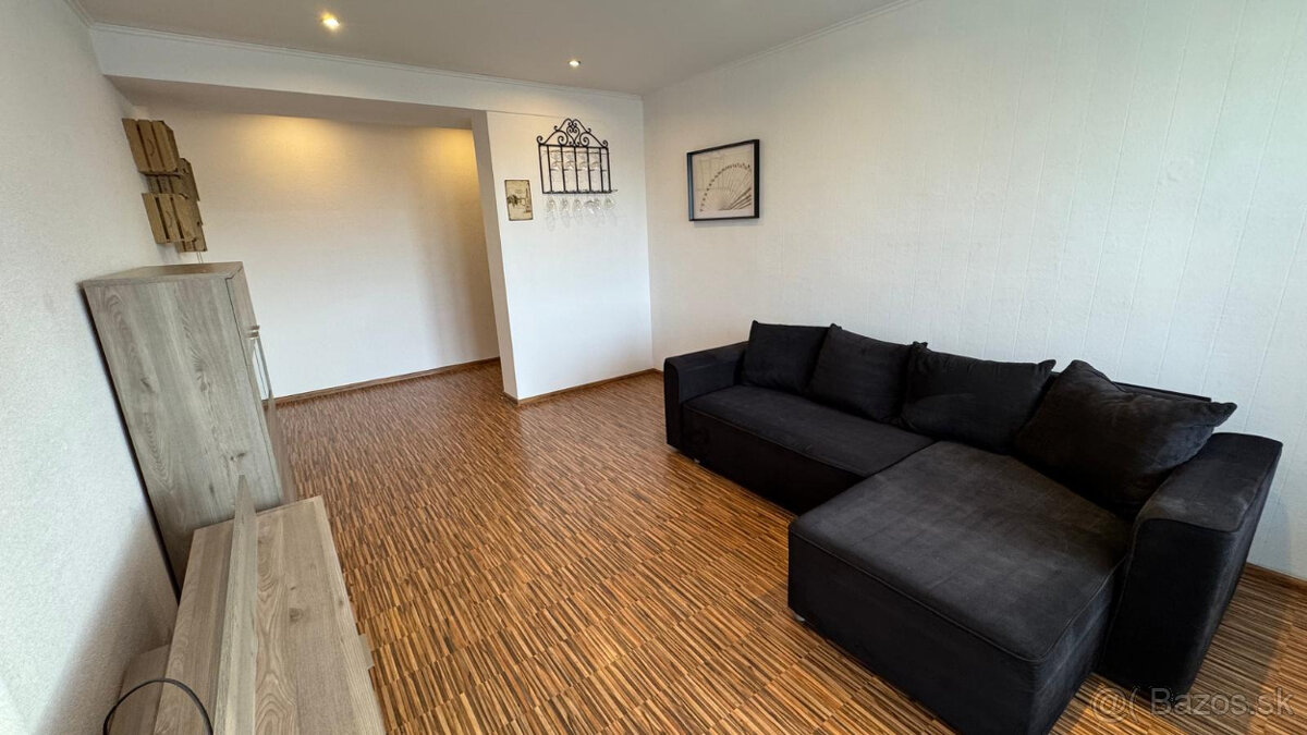 Prenájom, zariadený 2 izbový byt v centre - 8