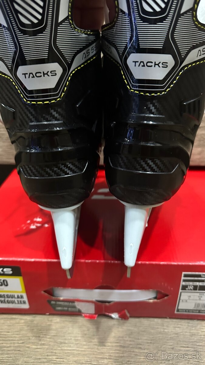 hokejove korcule CCM JR - 8