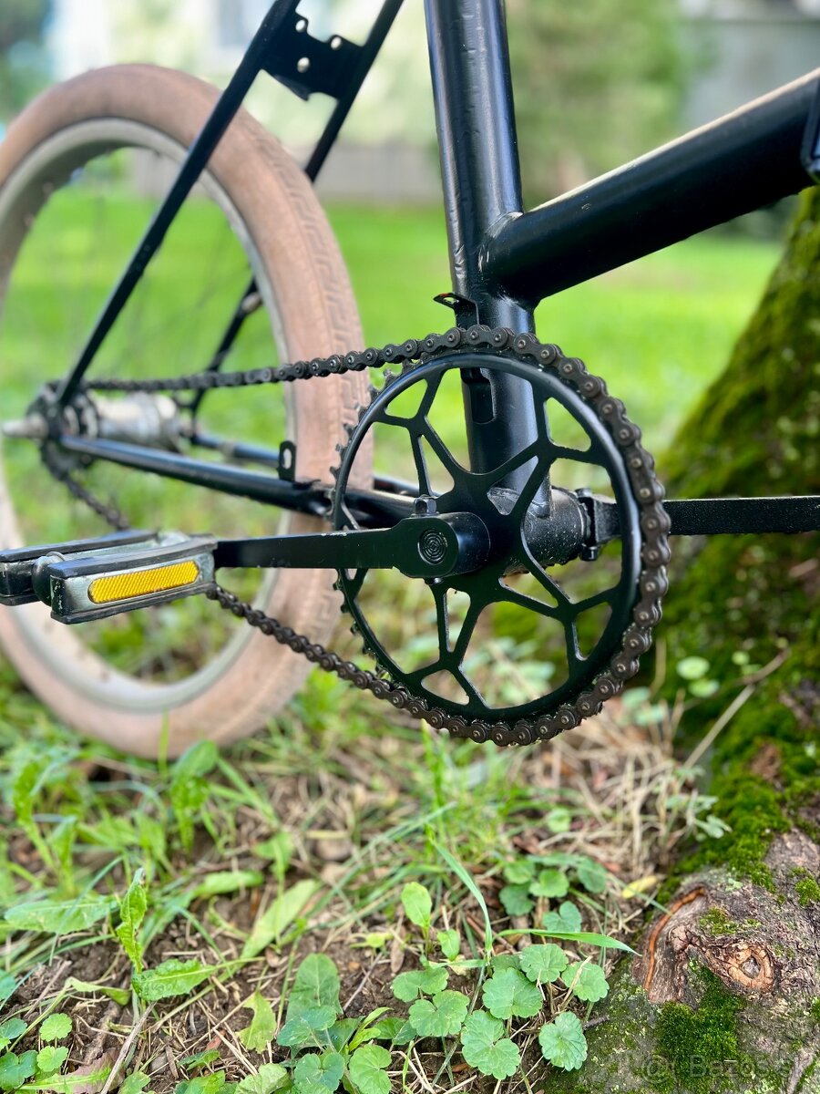 ESKA - Skladačka - 8