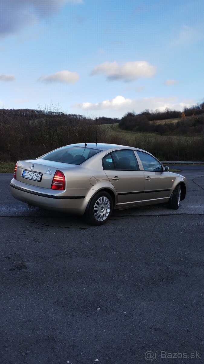 Superb 1,1.9 TDI 96 kw - 8