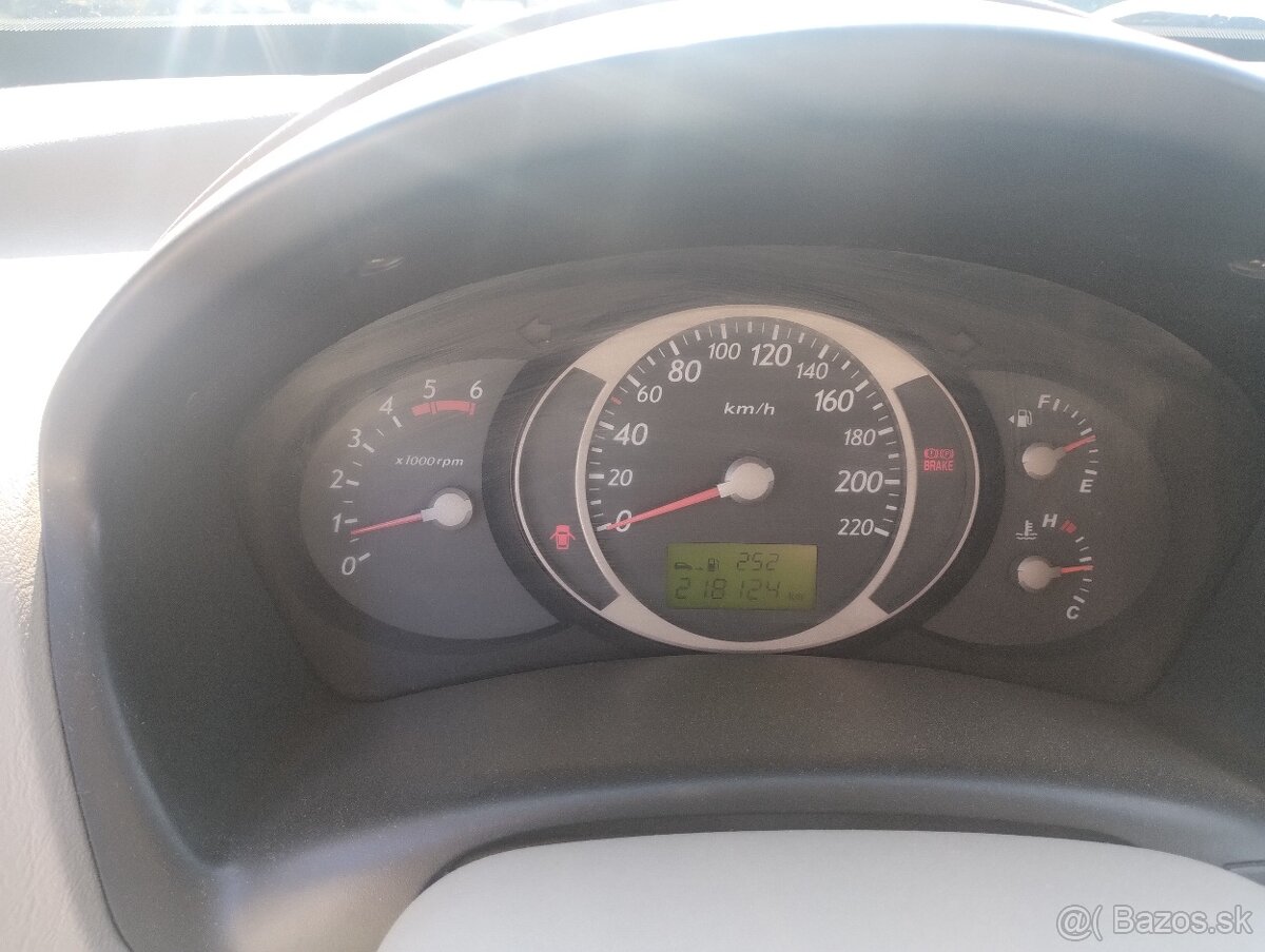 Hyundai Tucson DIESEL - 8