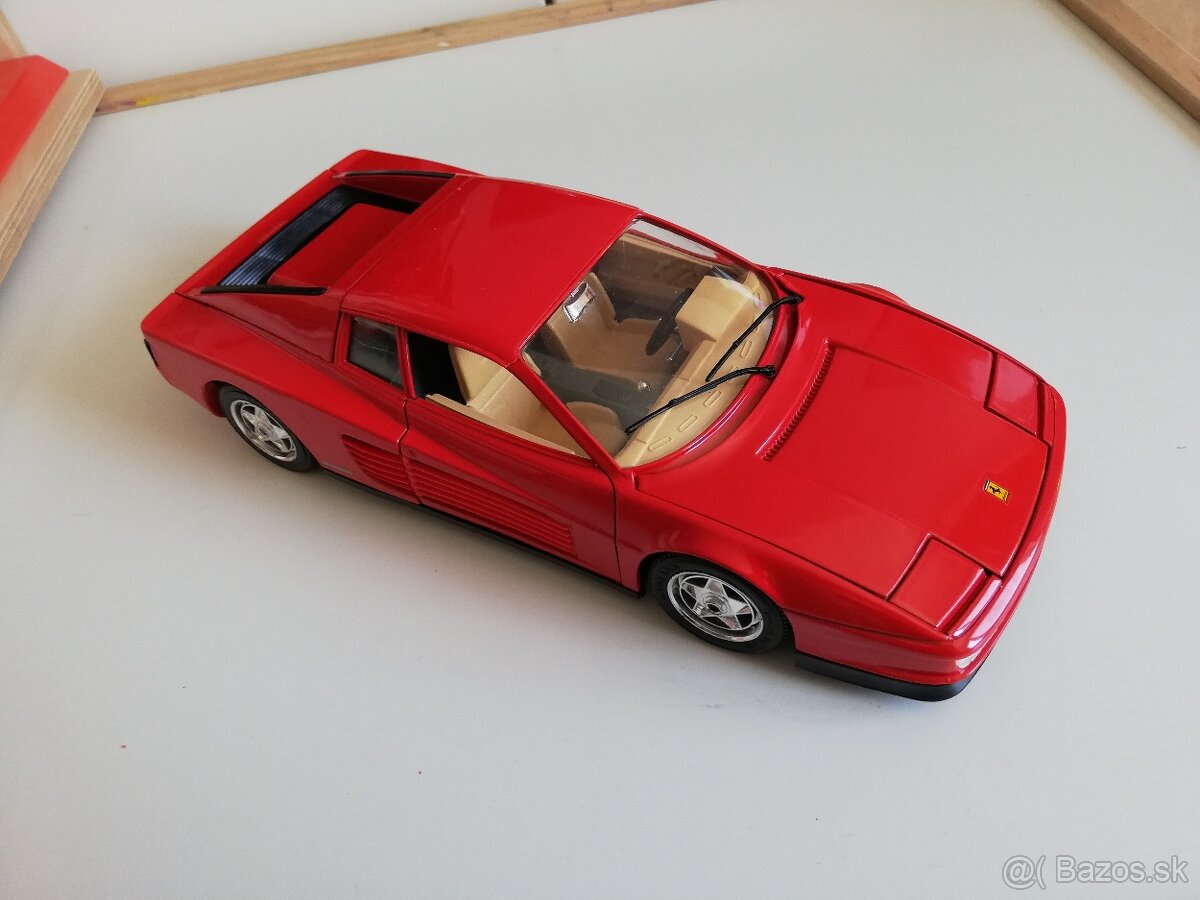 1:18 FERRARI testarossa Bburago cervena - 8