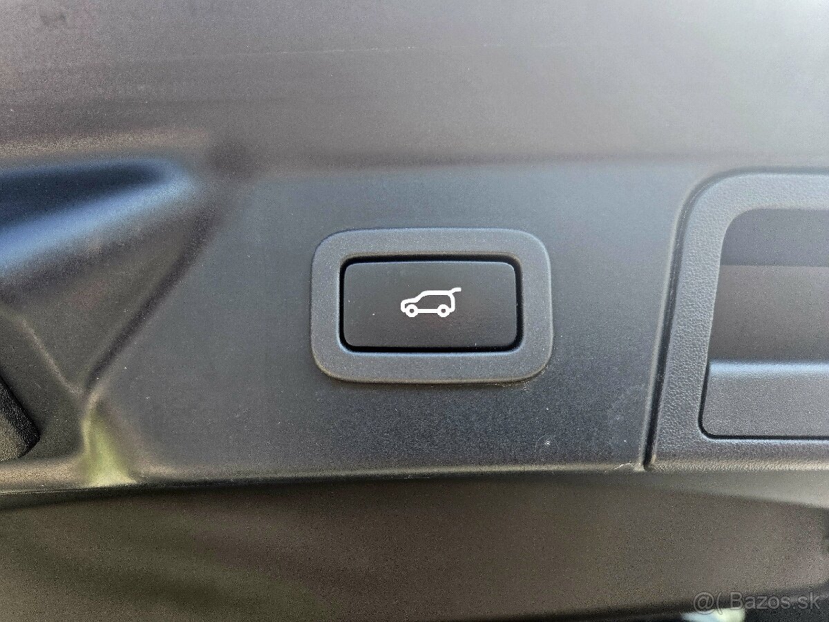 RANGE ROVER VELAR - PREDAJ AJ NA SPLÁTKY - 8