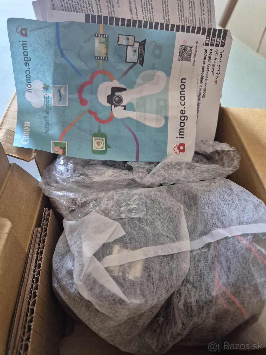 Canon fotak EOS 2000D - 8