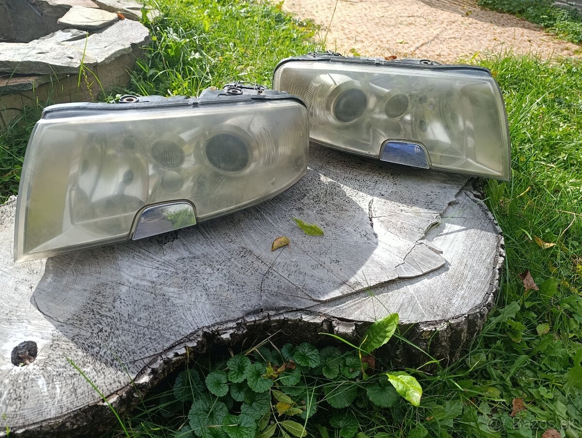 Predné svetlá Škoda Superb 1 -na diely - 8