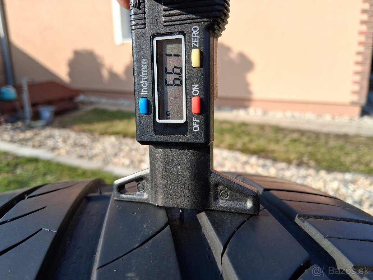 235/40 r19 letne pneumatiky - 8