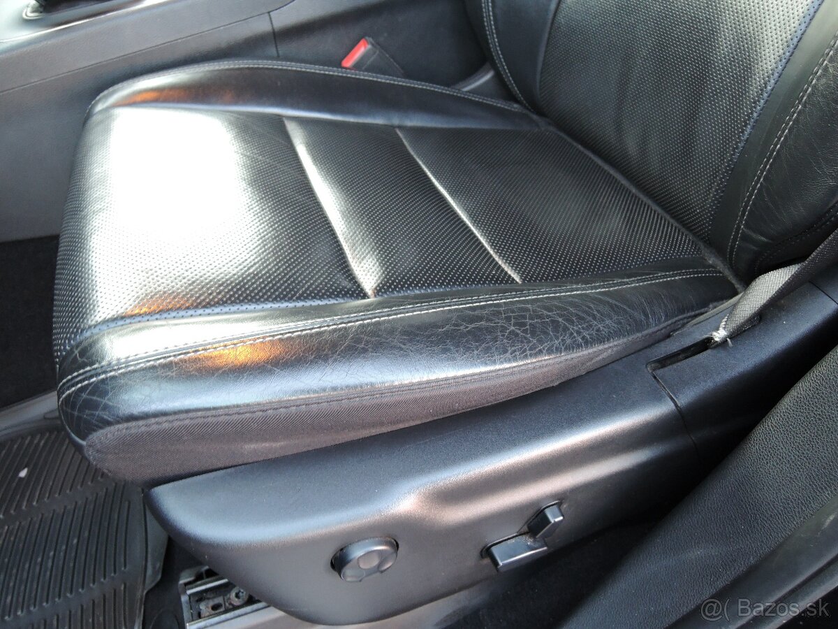 Dodge Durango 5,7 V8 HEMI R/T 6 míst. 85tkm 2019 - 8