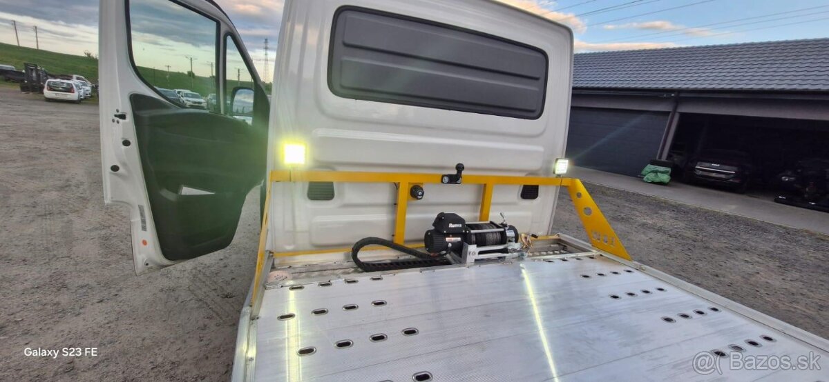 Odtahový špeciál Iveco Daily - 8