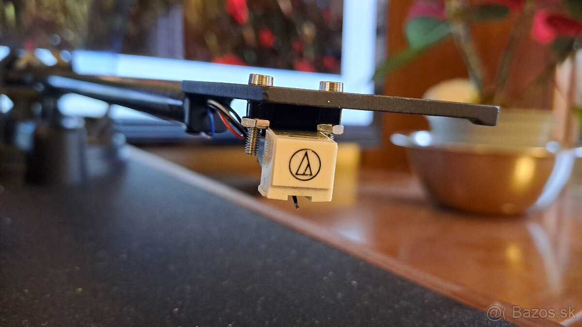 Crosley 72 – Retro gramofón ako nový, 3× pustený - 8