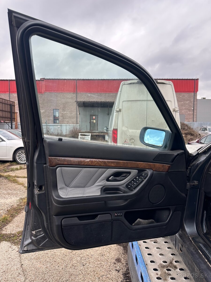 Rozpredam BMW e38 725tds - 8