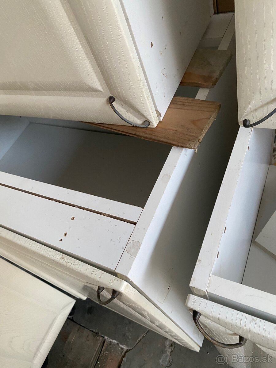 Kuchynská linka - 8