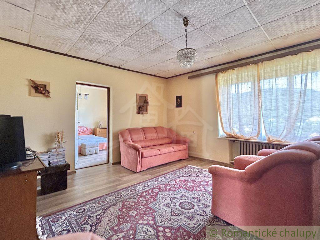 ZNÍŽENÁ CENA - Ihneď obývateľný dom v tichej časti obce Ge - 8