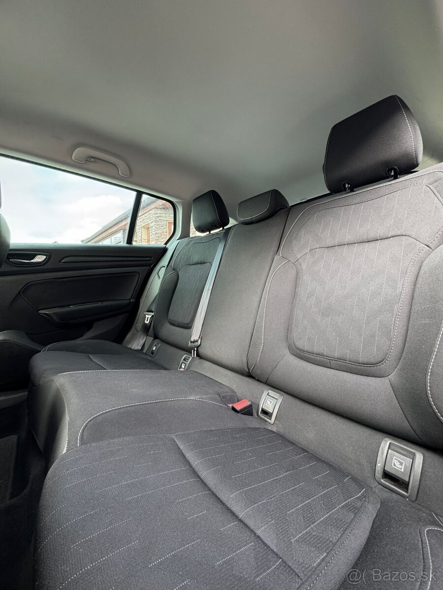 Renault Megane 1.3TCe Limited - 8