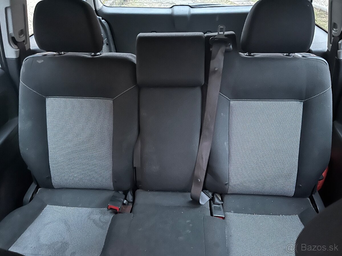 Opel zafira 1.6 benzín 103kW - 8