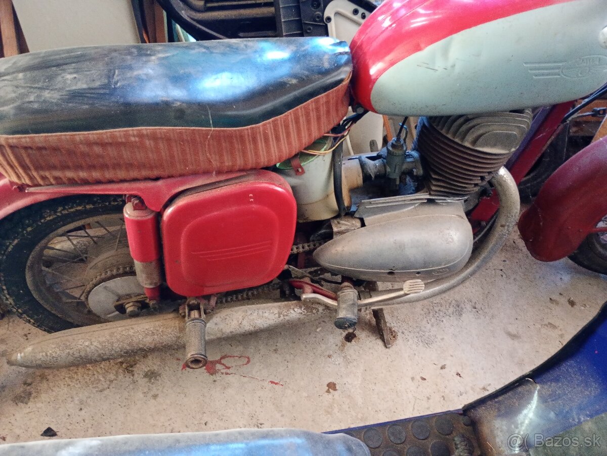 Predám simson sr50 a jawa 250 panelka - 8