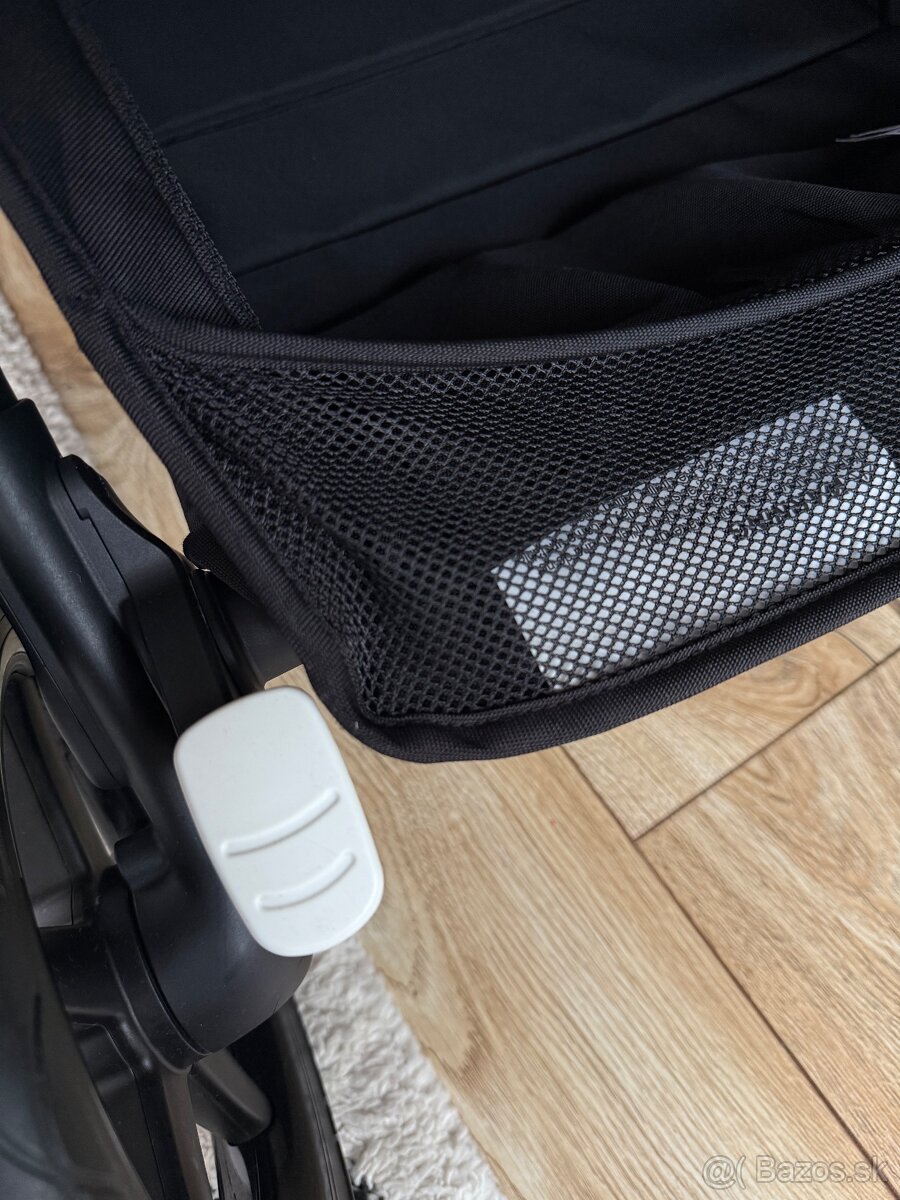 Bugaboo Fox 2 Black/Konges sløjd - 8