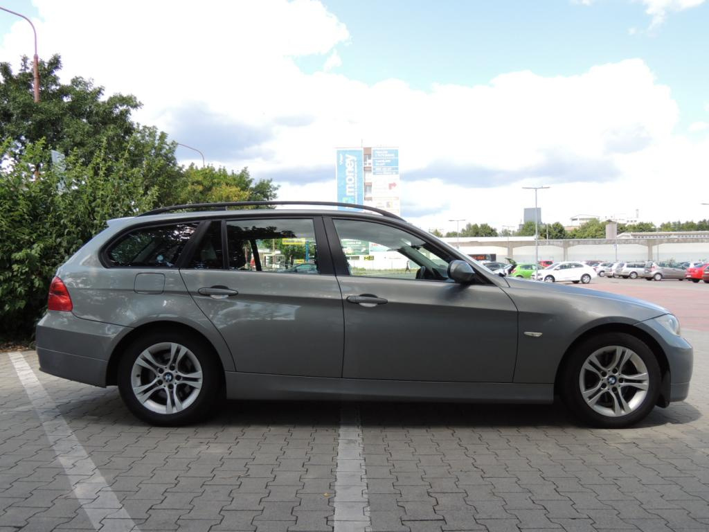 Na Predaj BMW 318d E91, r.v. 2008, diesel, 2.0 cm³, 100 kw. - 8