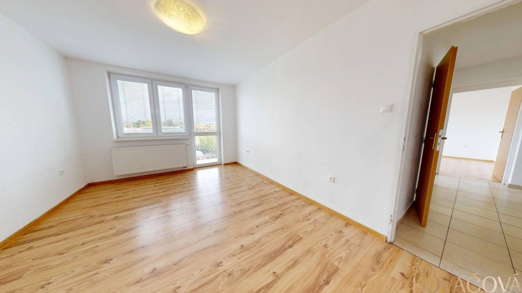 Na predaj 2 izbový byt s garážou, Dežerice - 8