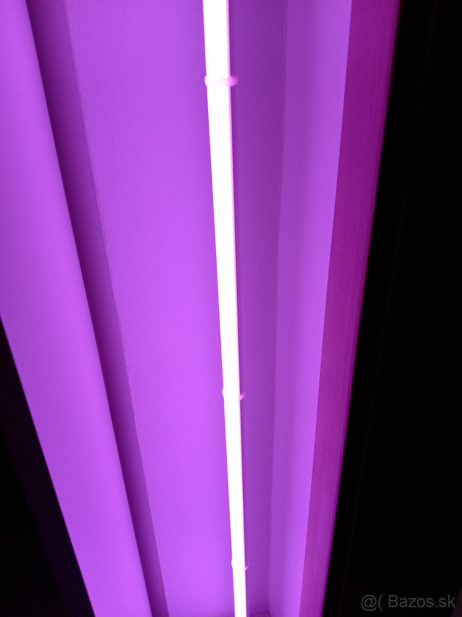 LED lampa na diaľkové ovládanie - 8