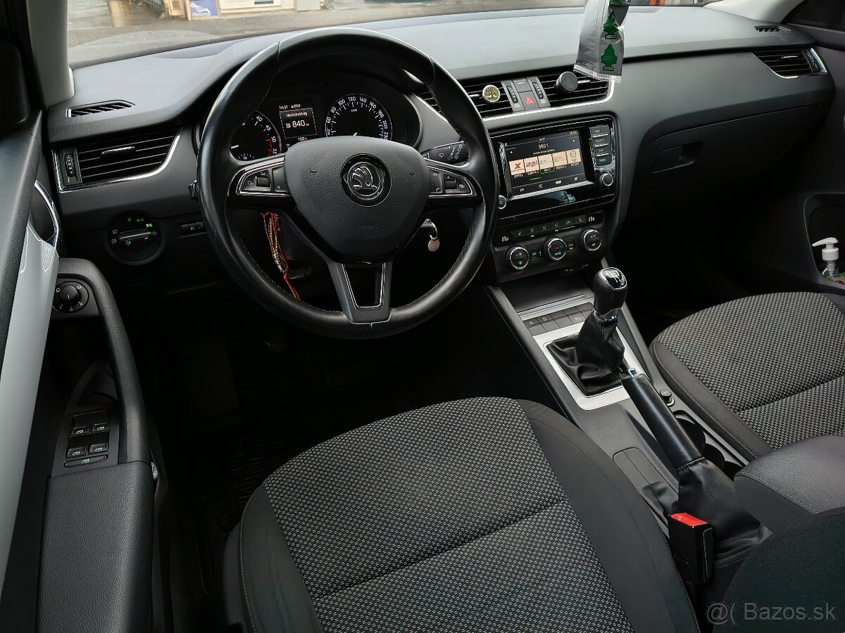 Škoda Octavia 3 combi - 8