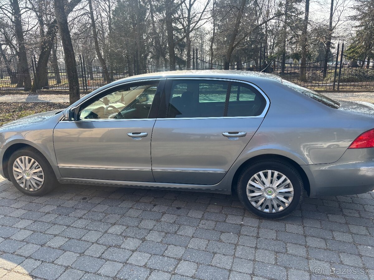 Škoda Superb 1.9 td - 8