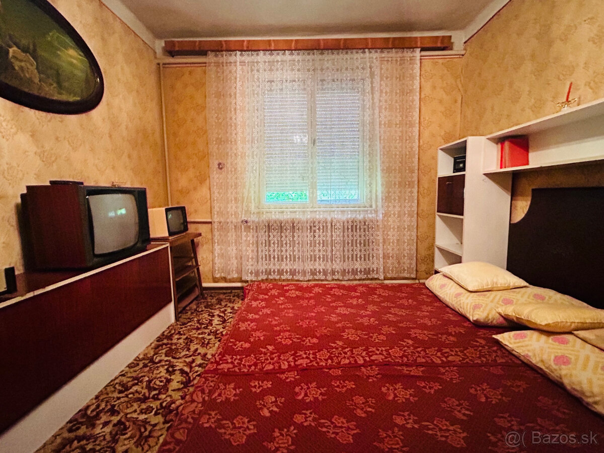 Na predaj 5-izb.dom s PEKNÝM VÝHĽADOM cca 15min.od Štúrova - 8