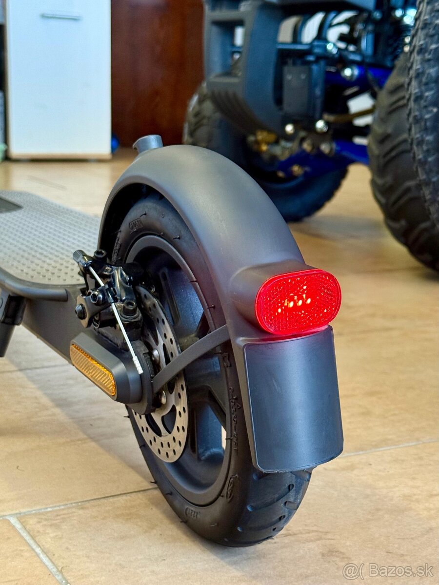 Elektrická kolobežka - 8